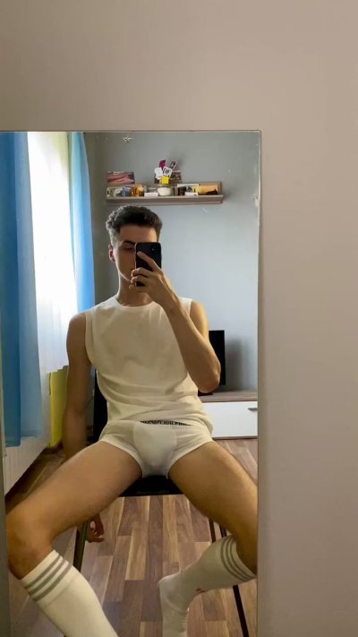 Watch Matixtom🔞 4️⃣0️⃣K's leaked NSFW video on TwXstars