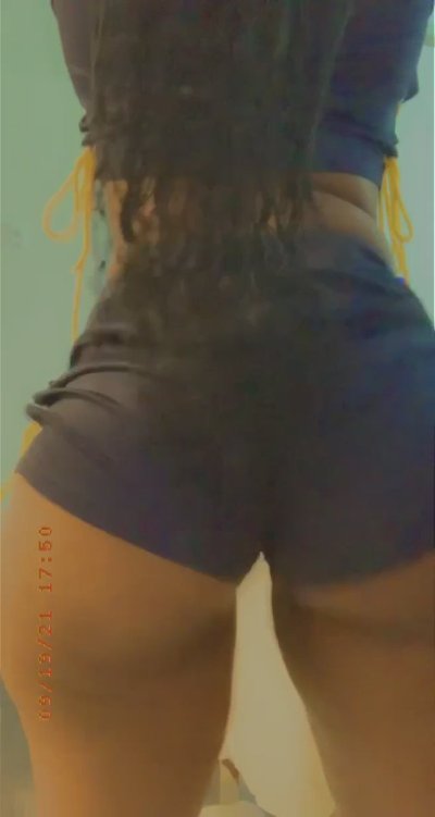 Watch Amanda Brinkley 💦FREE ONLYFANS's leaked NSFW video on TwXstars