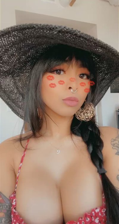 Watch kitty ♡'s leaked NSFW video on TwXstars