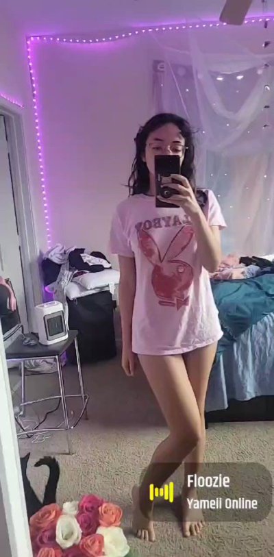 Watch nomi 🧇's leaked NSFW video on TwXstars