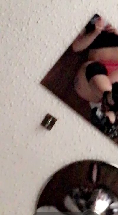 Watch American Cake's leaked NSFW video on TwXstars