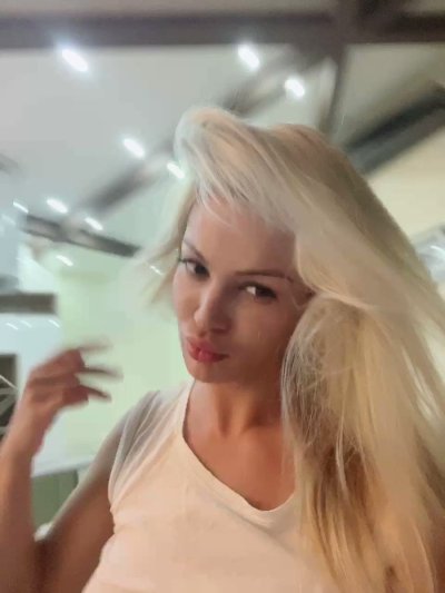 Watch Cherry Kiss's leaked NSFW video on TwXstars