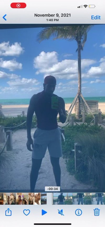 Watch Lµ§†𝓡𝓪𝓼𝓱𝓪𝓭 6'5❌️215's leaked NSFW video on TwXstars