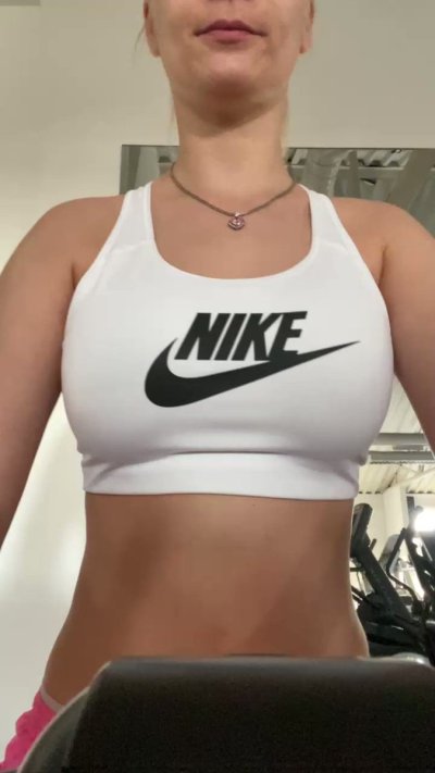 Watch Sharon White's leaked NSFW video on TwXstars