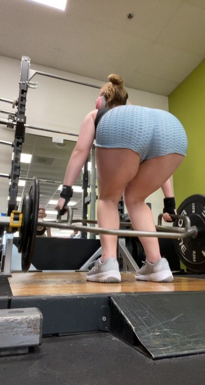 Watch MuscleMommyCosplays (🍑Linnea)'s leaked NSFW video on TwXstars