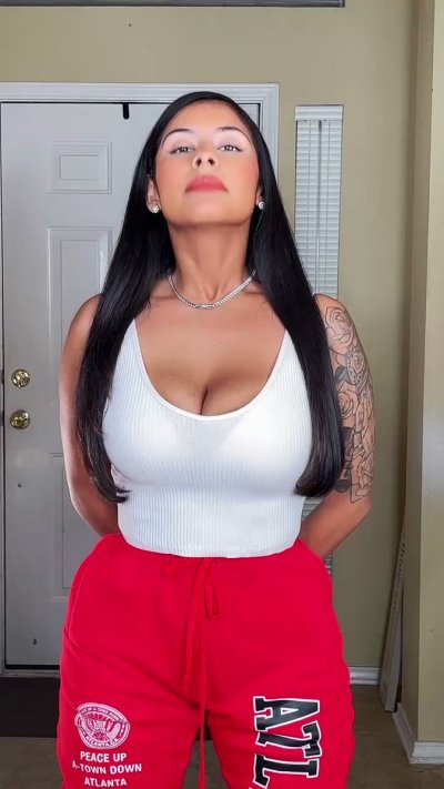 Watch Elsaaababy's leaked NSFW video on TwXstars