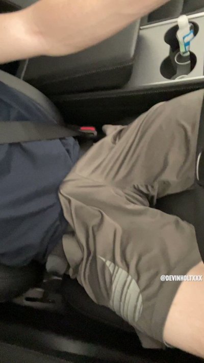 Watch Devin Holt's leaked NSFW video on TwXstars