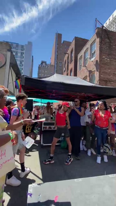 Watch UNA.'s leaked NSFW video on TwXstars