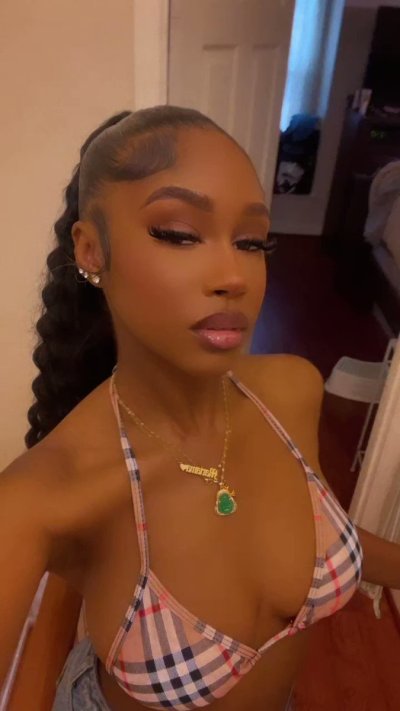 Watch Baby M's leaked NSFW video on TwXstars