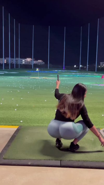 Watch Elsaaababy's leaked NSFW video on TwXstars