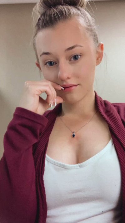 Watch Nat's leaked NSFW video on TwXstars