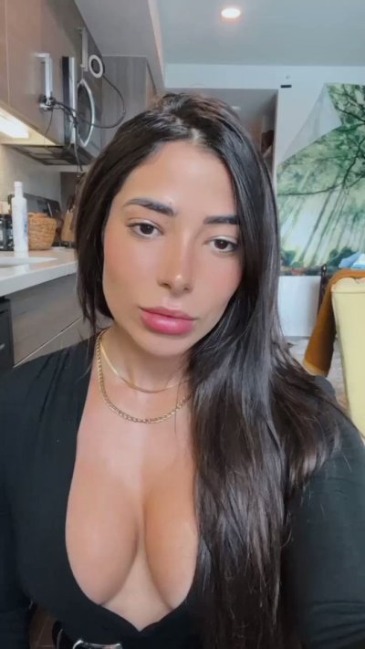 Watch BruLuccas25's leaked NSFW video on TwXstars