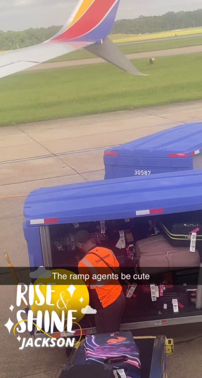 Watch Mrhenny's leaked NSFW video on TwXstars