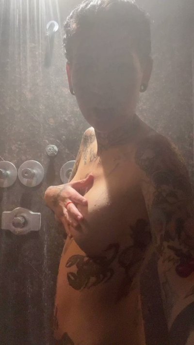 Watch hawkhatesyou's leaked NSFW video on TwXstars