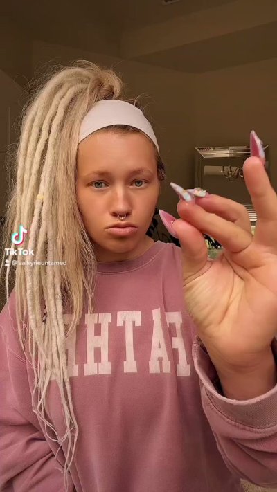 Watch MsValkyrie's leaked NSFW video on TwXstars