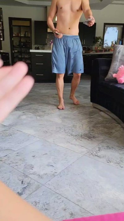 Watch Allie Eve Knox's leaked NSFW video on TwXstars