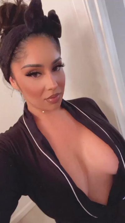 Watch missmichelleyg's leaked NSFW video on TwXstars