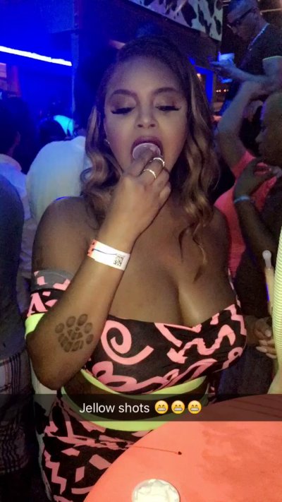 Watch Lavish Styles's leaked NSFW video on TwXstars