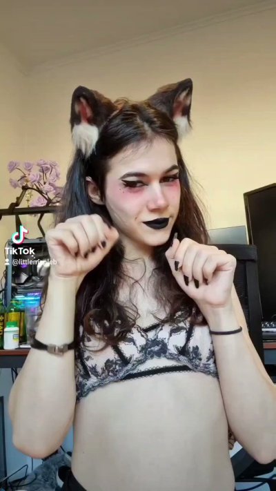 Watch LittleMapleBerry's leaked NSFW video on TwXstars