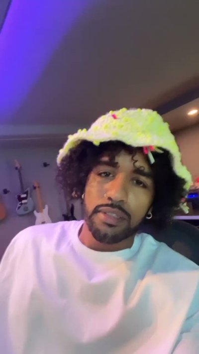 Watch TraphouseJodeci's leaked NSFW video on TwXstars