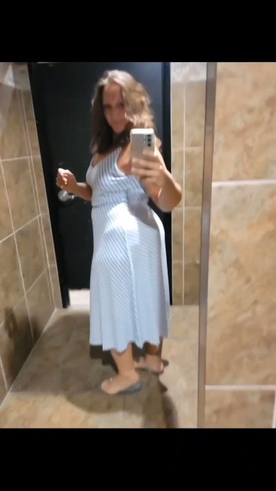 Watch Nikki Kent's leaked NSFW video on TwXstars