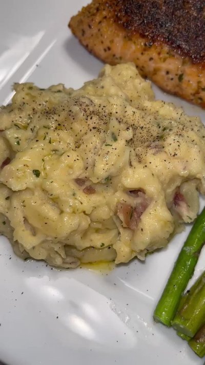 Watch 🖤's leaked NSFW video on TwXstars