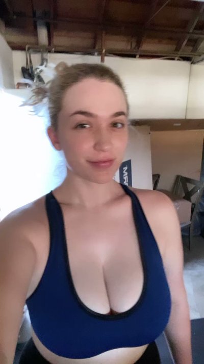 Watch RoseASMR's leaked NSFW video on TwXstars