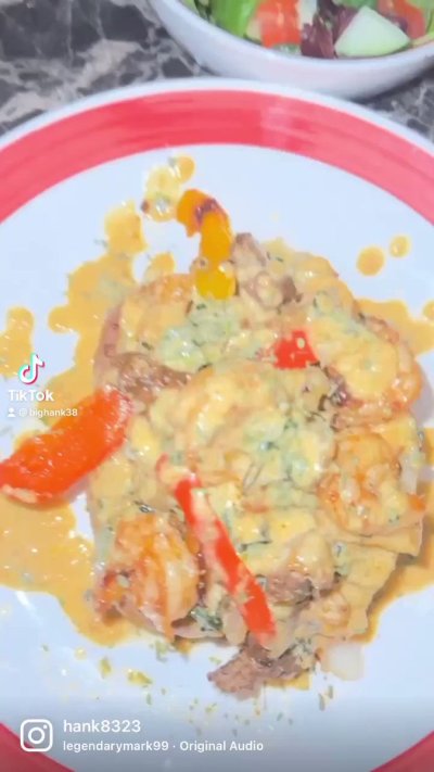 Watch Hank's leaked NSFW video on TwXstars