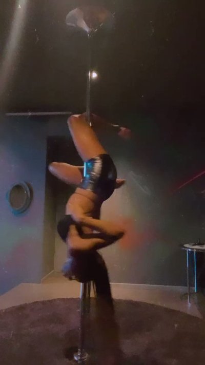 Watch 𝘈𝘮𝘢𝘳𝘪 🎀 𝘈𝘯𝘯𝘦's leaked NSFW video on TwXstars