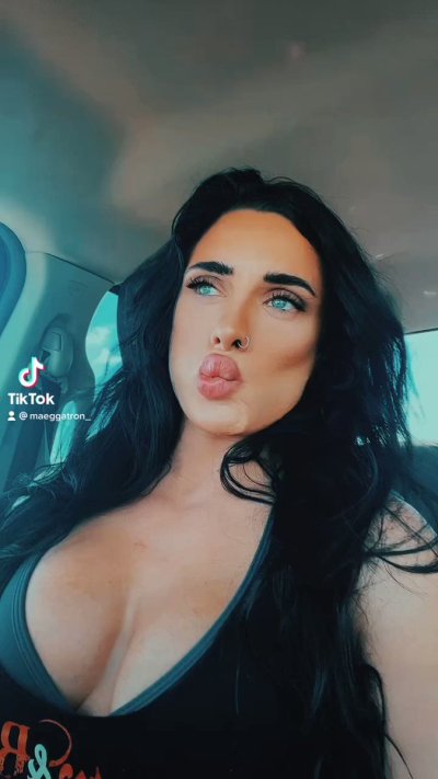 Watch Maeggatron_'s leaked NSFW video on TwXstars