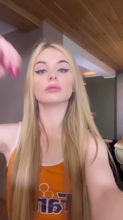 Watch BabyKxtten🌟's leaked NSFW video on TwXstars