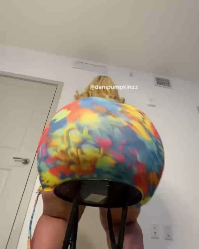 Watch Dani Pumpkinzz's leaked NSFW video on TwXstars