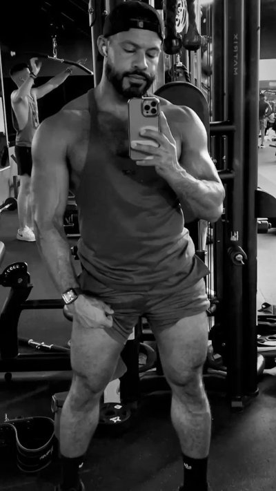 Watch Gio's leaked NSFW video on TwXstars