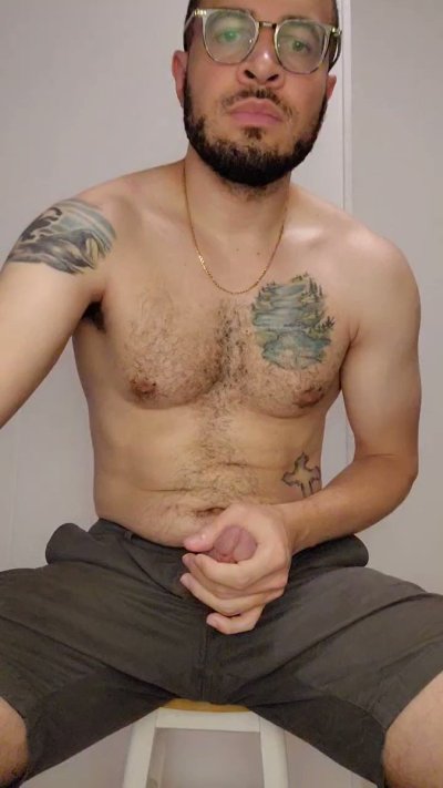 Watch Theo's leaked NSFW video on TwXstars