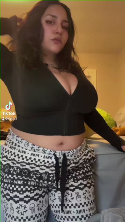 Watch ⏰ B̶U̶N̶N̶Y̶ 🐇's leaked NSFW video on TwXstars