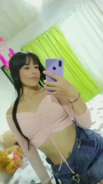 Watch Karolayn Matos's leaked NSFW video on TwXstars