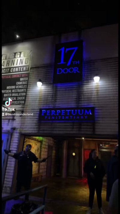 Watch Kendra Sunderland's leaked NSFW video on TwXstars