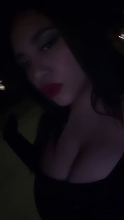 Watch ⏰ B̶U̶N̶N̶Y̶ 🐇's leaked NSFW video on TwXstars