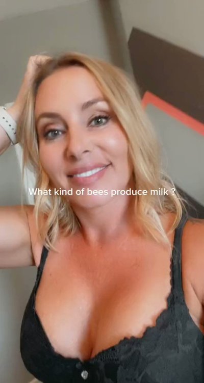 Watch Midwest Mom's leaked NSFW video on TwXstars