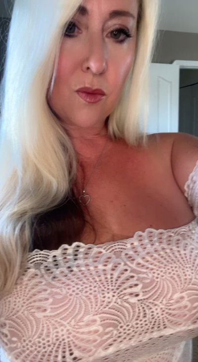 Watch Nita Marie's leaked NSFW video on TwXstars