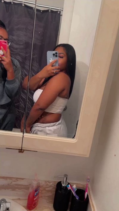 Watch THERICHBM 🎀's leaked NSFW video on TwXstars