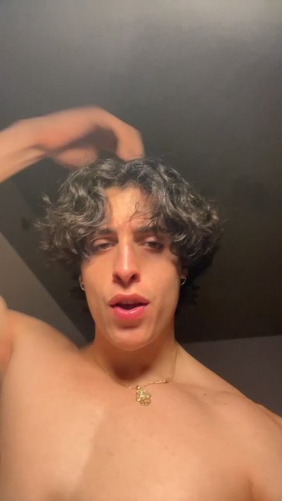 Watch يوسف's leaked NSFW video on TwXstars