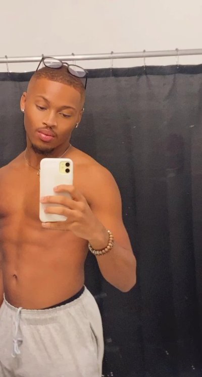 Watch new page @thejalenbell's leaked NSFW video on TwXstars