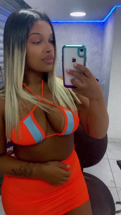 Watch Inst:@greyceoficial_'s leaked NSFW video on TwXstars