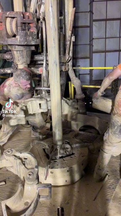 Watch raticoncito's leaked NSFW video on TwXstars