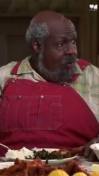 Watch LOL Network's leaked NSFW video on TwXstars