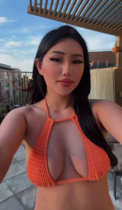 Watch Kit's leaked NSFW video on TwXstars