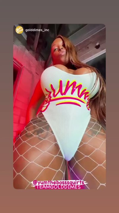 Watch YUMTHEEBOSSXXX_'s leaked NSFW video on TwXstars