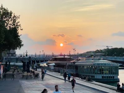 Watch Bonjour Boudoir's leaked NSFW video on TwXstars