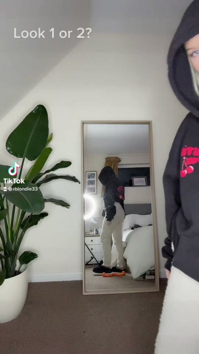 Watch weeblondie 🍑's leaked NSFW video on TwXstars